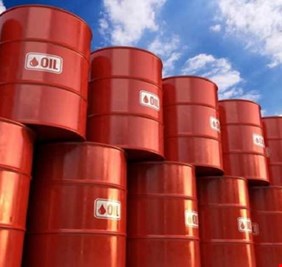 بنك أوف أمريكا يرفع توقعاته لأسعار النفط