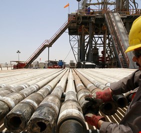 الطاقة الروسية تكشف عن سعر برميل النفط العادل