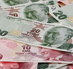 المركزي التركي يتخذ قرارا غير متوقع