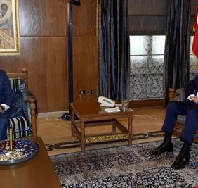 رئيس برلمان لبنان يعلق على الزيارة العراقية: ما أعلن عنه مشجع والسري مشجع أكثر!