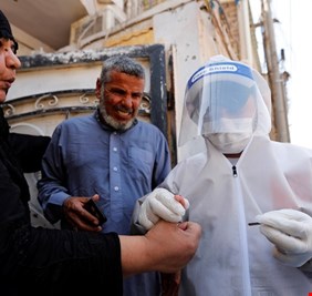 دراسة أميركية تعزز “اعتقادًا شعبيًا” سابقًا انتشر في العراق حول كورونا.. هل نمتلك مناعة مسبقة؟