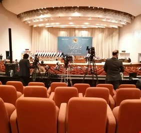 يكلف الدولة مليار دولار سنويا ..الفتح يطالب بحل البرلمان بشكل عاجل