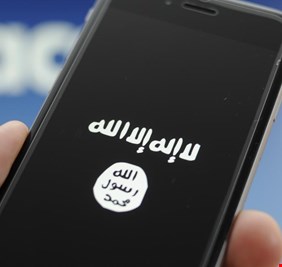 سبقها تحشيد الكتروني.. بهذه الطريقة احتال داعش على فيسبوك ونجا من الرصد