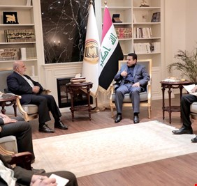 مستشار الأمن الوطني يستقبل السفير الإيراني في العراق