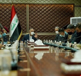 بالفيديو .. إجتماع مهم يعقده الكاظمي مع الاعرجي والغانمي والقيادات الأمنية لبحث تداعيات الأحداث الدامية  في ساحة التحرير