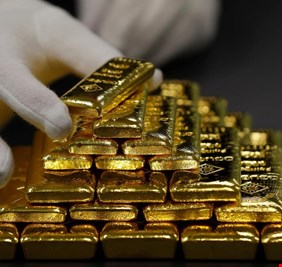 الذهب يقفز لمستوى تاريخي وسط تعزز الطلب العالمي