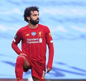 ليفربول يطلق استطلاع رأي لاختيار أفضل أهداف نجمه صلاح