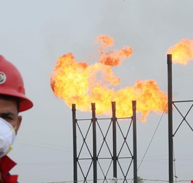 صعود أسعار النفط بشكل مفاجئ، والسبب: أنباء عن عقار أمريكي لعلاج كورونا