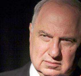 من قتل الجلبي؟.. سياسي يزيح الستار عن 'فساد' مزاد العملة!