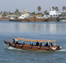 235 صندوق آثار غارقة في مياه البصرة منذ 165 عامًا.. ماذا تعرف عن حادثة “زوارق الفرنسيين”؟