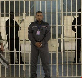 تفاصيل مثيرة عن توقف العمل باكبر سجن في العراق !