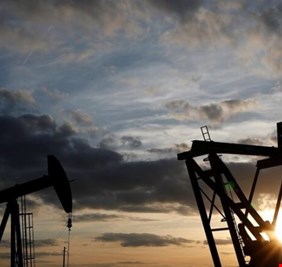 وكالة الطاقة الدولية تخفض توقعات الطلب على النفط في 2020