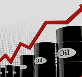 أسعار النفط ترتفع مع انتعاش طلب الوقود