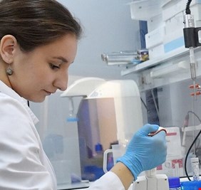 الصين تخطط لاختبار لقاحات ضد كورونا بالتعاون مع روسيا