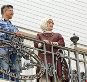 عقيلة أردوغان تستقبل نجم بوليوود عامر خان