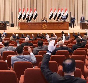 نائب يكشف عن إصابة ثلثي أعضاء البرلمان بكورونا: بعضهم بـ’’حالة حرجة’’