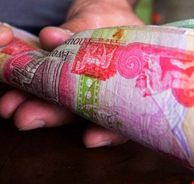 المالية النيابية: على الحكومة إعطاء تطمينات بشأن تأمين رواتب الشهر الجاري