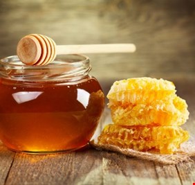 العسل أكثر فعالية من المضادات الحيوية في علاج السعال ونزلات البرد