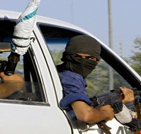 مستشار محافظ البصرة: هناك فصيل مسلح في المحافطة يقوم بالإغتيالات لا نقدر عليه، وقد أخبرنا رئيس الوزراء بذلك !!
