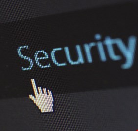 أندرويد يمكنه إخطارك عند تسريب كلمات المرور بنقرة واحدة!