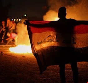 البصرة في خطر .. صِدَام بين فريقين أحدهما يحميه الكاظمي والآخر يسنده المحافظ العيداني وحلفاؤه ! فمن سيوقف تدمير رئة العراق ؟