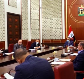 هل يستطيع الكاظمي إقالة المحافظين ؟.. خبير قانوني يوضح