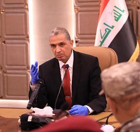 الغانمي يصدر توجيها بشأن حملة الشهادات العليا