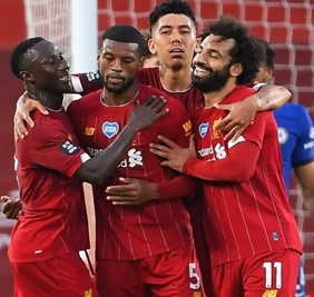 برشلونة يقترب من حسم صفقة التعاقد مع نجم ليفربول