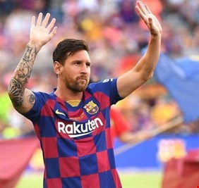 رسمياً.. ميسي يحسم الجدل ويقرر البقاء مع برشلونة