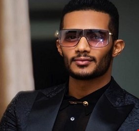 محمد رمضان ساخرا من أحمد الفيشاوي: آخرك معايا صورة