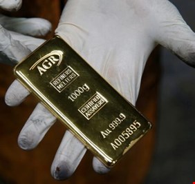 الذهب يتكبد خسائر بفعل ارتفاع الدولار