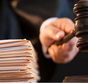 بالوثيقة : النزاهة تطلب مستمسكات وزير سابق وخمسة مسؤولين