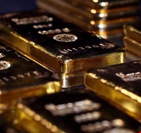 أسعار الذهب تمحو خسائرها وتحصد أرباح الهلع بعد إصابة ترامب