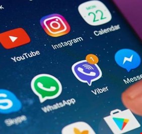 يسجل المكالمات سراً ويتسلل إلى الكاميرا.. برنامج تجسس يضرب أندرويد