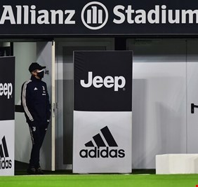 إلغاء مواجهة يوفنتوس ونابولي.. فما النتيجة؟