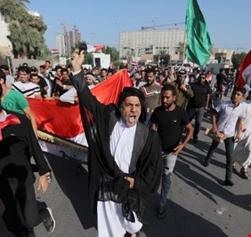 وللمتظاهرين رأي في أحداث الزيارة الأربعينية .. فماذا قالوا في بيانهم الصادر من ساحة الأحرار في كربلاء ؟