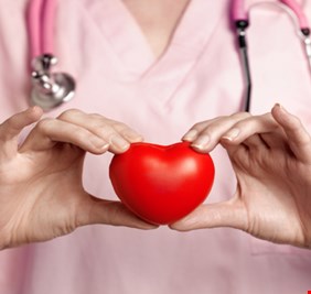 أفضل مشروب للوقاية من أمراض القلب والموت المبكر!