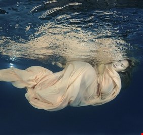 عم تتحدث أحلامنا؟