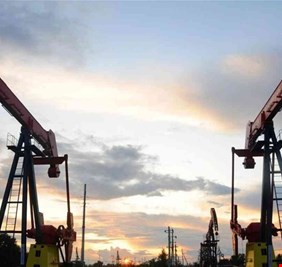 دلتا يتسبب بإغلاق معظم إنتاج النفط البحري في أميركا