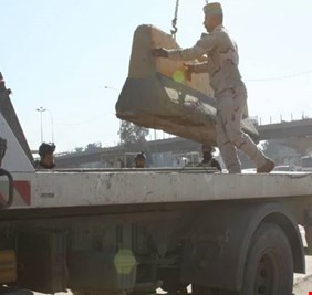 لماذا تتوجه عجلات النقل المحملة بجدران خراسانية (كونكريت) إلى المنطقة الخضراء قبل موعد انطلاق الإحتجاجات في 25 تشرين الجاري؟