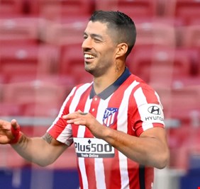 أرادوا تحطيمه، لكنه بفضل صلابته، حطمهم .. سواريز  يبدع في اتليتكو مدريد ويحطم رقم ميسي !