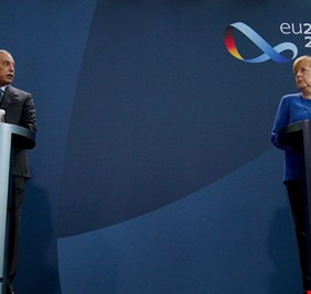 الكاظمي من برلين أنا هنا لأثبت التزام العراق بعلاقاته الدولية ونتطلع للتعاون الأمني والعسكري