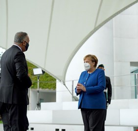 الكاظمي يحقق خرقاً أوربياً ثانياً بإستقطاب اكبر اقتصاد في اوربا لصالح بلاده.. وميركل تتعهد بشراكة اقتصادية وعسكرية 