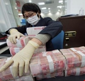 الصين تعيد النظر في خطة تدويل 