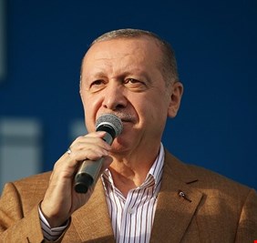 أردوغان يعلق على كاريكاتور استهدفه به نائب يميني هولندي