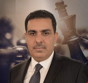 على (طاولة) عماد العصاد .. قنبلة من العيار الثقيل يفجرها نائبان عن حكومة عبد المهدي، وأخرى عن طلب (تغليس) من الكاظمي !