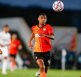 قاهر ريال مدريد: أحلم باللعب في برشلونة