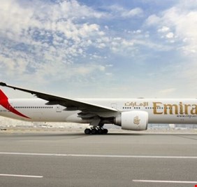 طيران الإمارات تسجّل أول خسائر منذ أكثر من 30 عاما