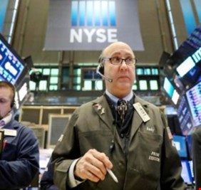 أكثر من 200 شركة صينية مهددة بالشطب من بورصة نيويورك