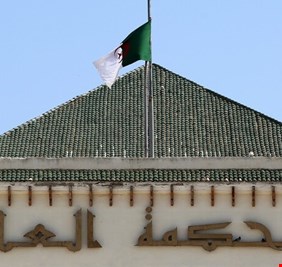 الجزائر.. المحكمة العليا تقبل الطعن في قضية شقيق بوتفليقة ورئيسي المخابرات السابقين